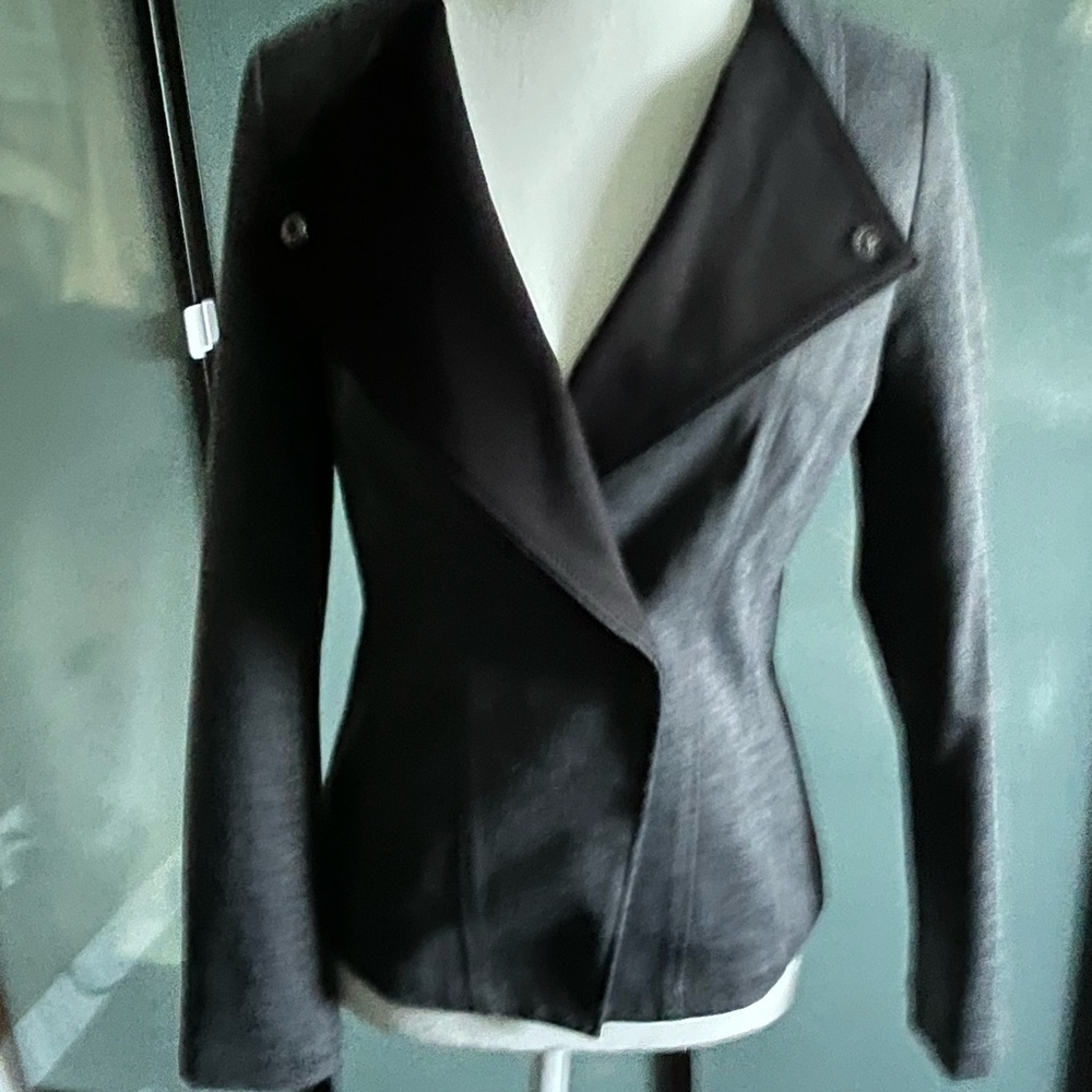 Elegant Black Women's Jacket size small by Laura Petite
